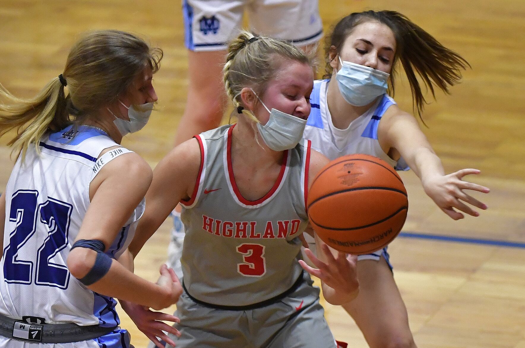 Highland vs Mater Dei